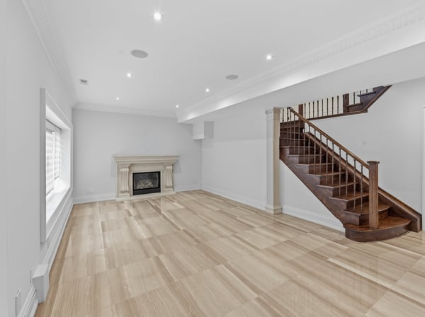 2706 Bayview Avenue, Toronto, ON