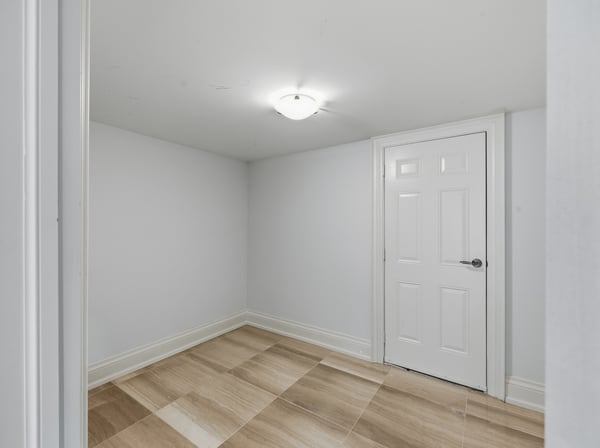 2706 Bayview Avenue, Toronto, ON