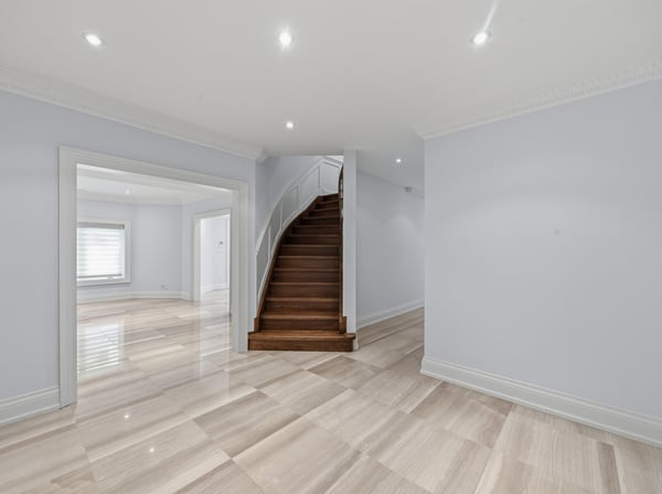 2706 Bayview Avenue, Toronto, ON