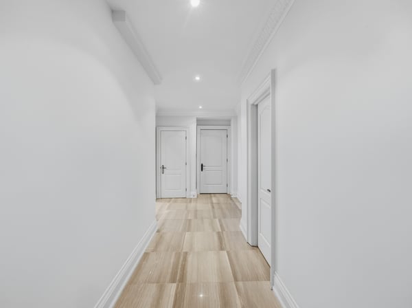 2706 Bayview Avenue, Toronto, ON
