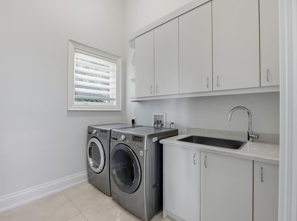 2706 Bayview Avenue, Toronto, ON