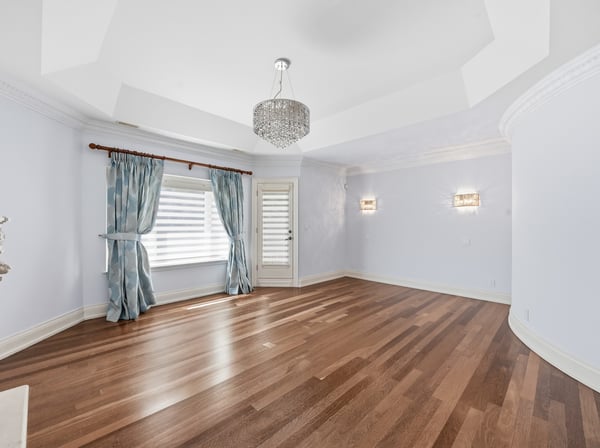 2706 Bayview Avenue, Toronto, ON