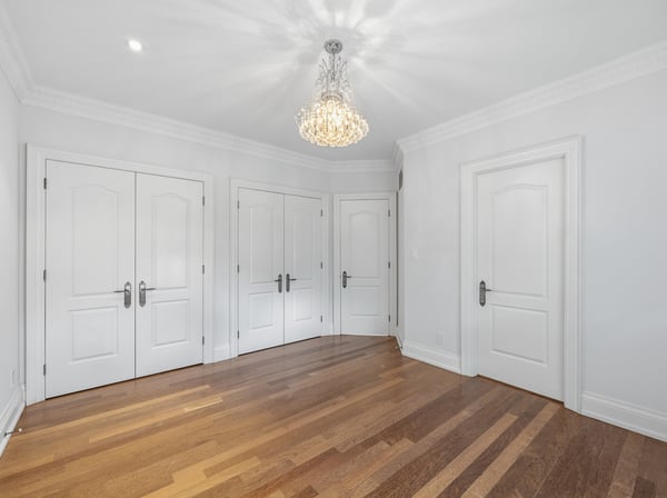 2706 Bayview Avenue, Toronto, ON