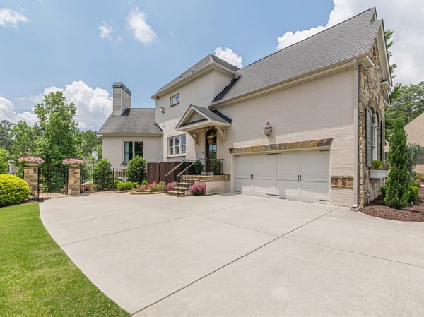 1055 Caladium Lane, Roswell, GA