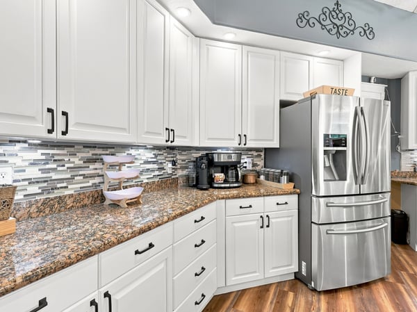 5301 Anthony Ln, Sarasota, FL