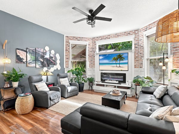 5301 Anthony Ln, Sarasota, FL