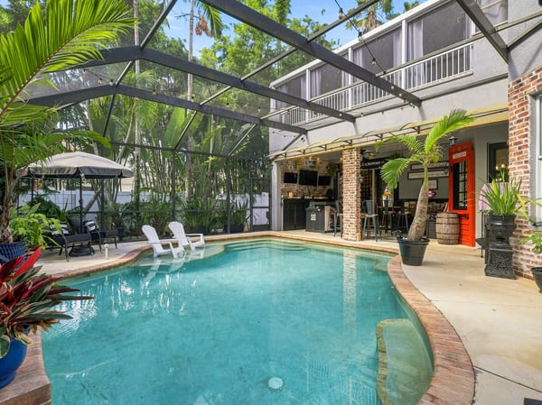 5301 Anthony Ln, Sarasota, FL