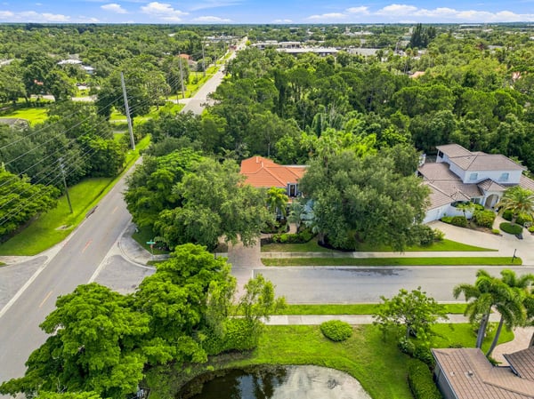 5301 Anthony Ln, Sarasota, FL