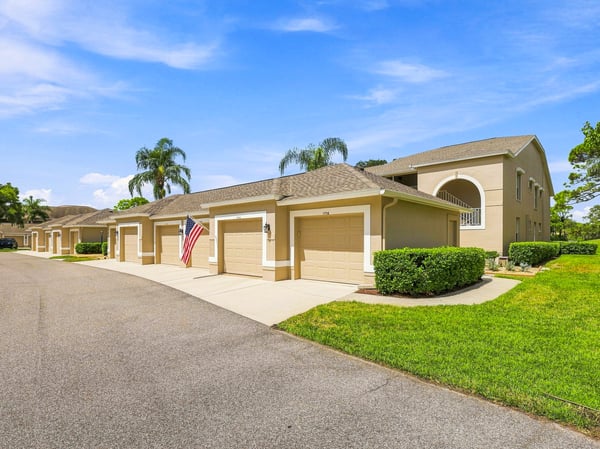 9570 High Gate Dr, Unit 1715, Sarasota, FL