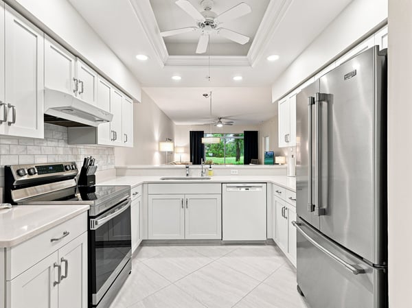 9570 High Gate Dr, Unit 1715, Sarasota, FL