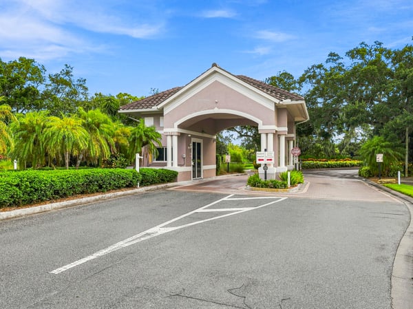 9570 High Gate Dr, Unit 1715, Sarasota, FL