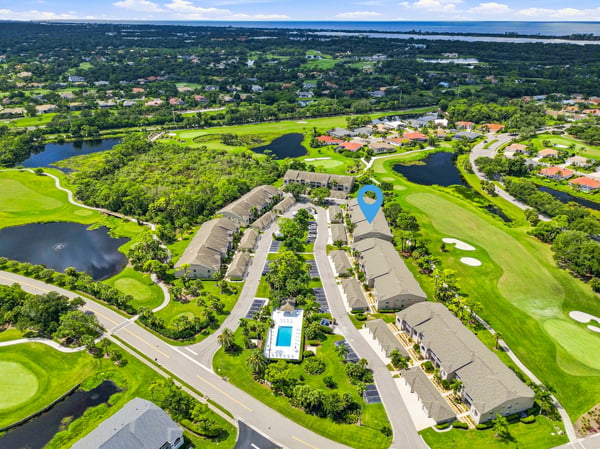 9570 High Gate Dr, Unit 1715, Sarasota, FL