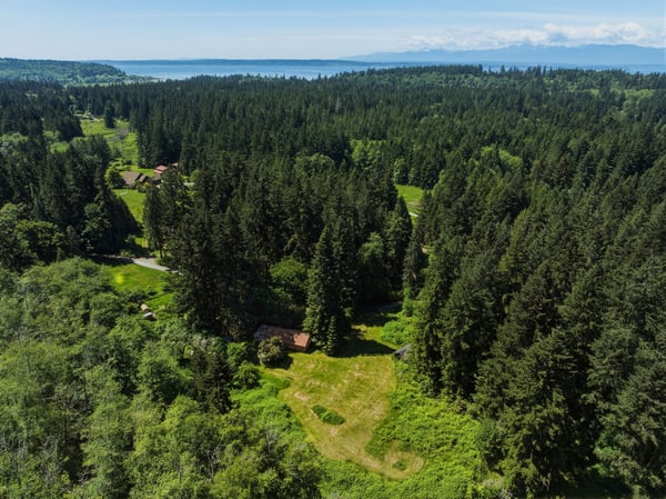 3511 Quade Road, Clinton, WA