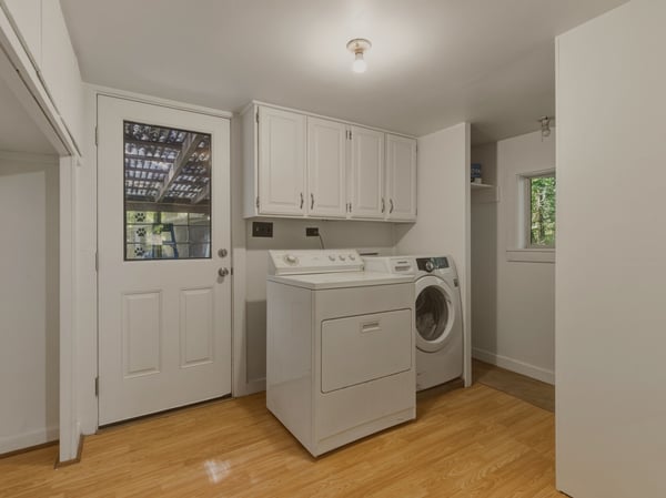 3511 Quade Road, Clinton, WA