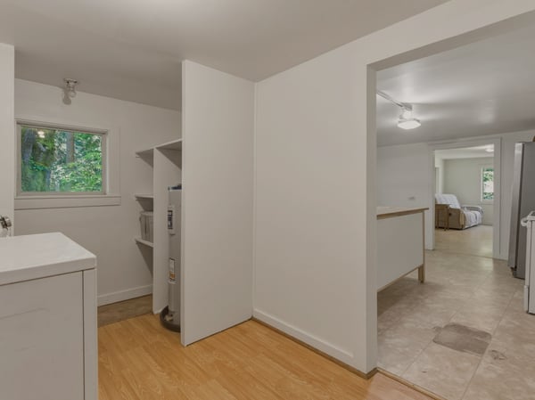 3511 Quade Road, Clinton, WA