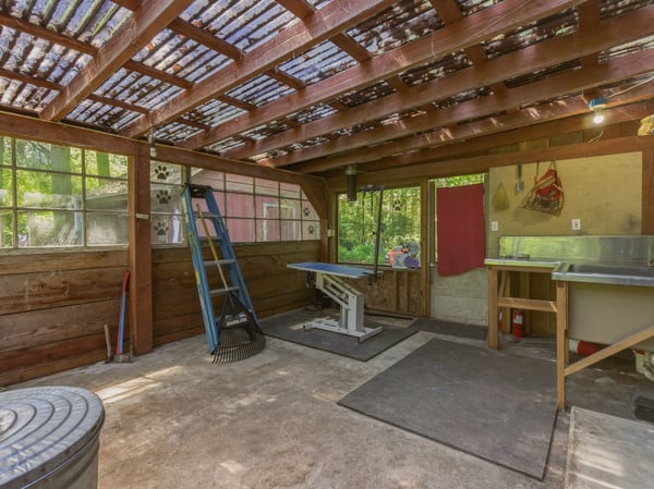 3511 Quade Road, Clinton, WA