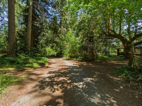3511 Quade Road, Clinton, WA