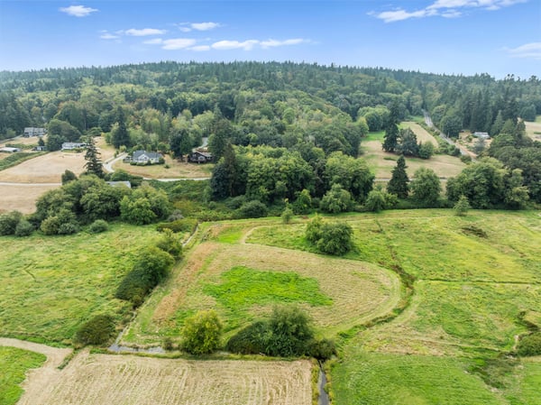 3327 Burley Road, Clinton, WA