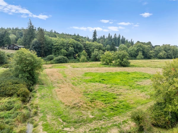 3327 Burley Road, Clinton, WA