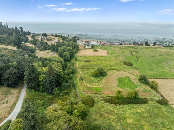 3327 Burley Road, Clinton, WA
