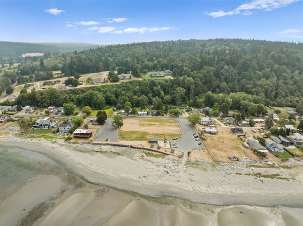 3327 Burley Road, Clinton, WA