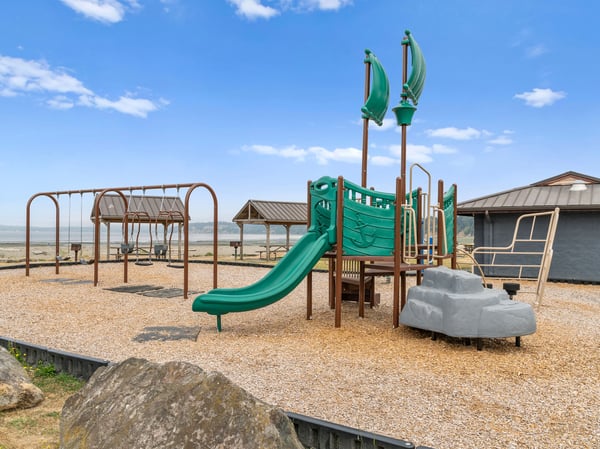 3327 Burley Road, Clinton, WA