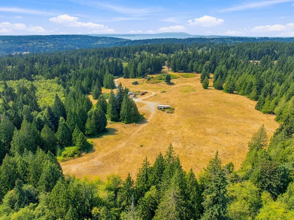 7495 Jewett Road, Clinton, WA