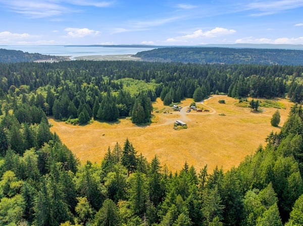 7495 Jewett Road, Clinton, WA