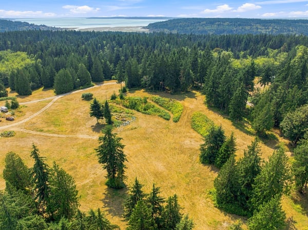 7495 Jewett Road, Clinton, WA