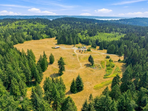 7495 Jewett Road, Clinton, WA