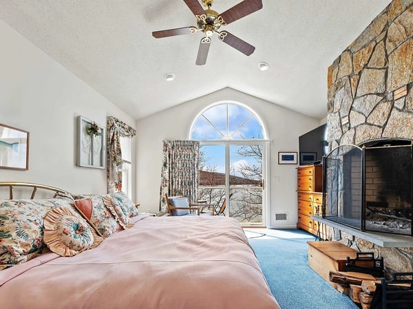 32 Highland Avenue, Newbury, NH