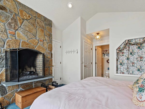 32 Highland Avenue, Newbury, NH
