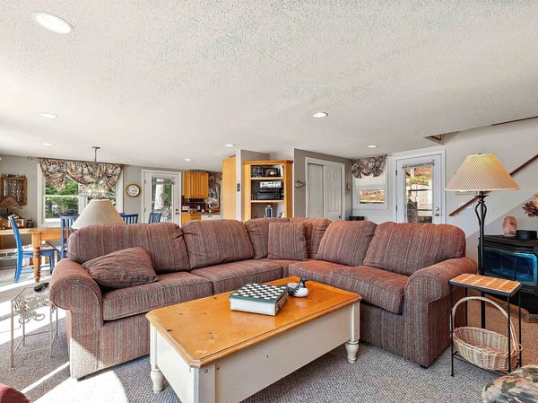 32 Highland Avenue, Newbury, NH