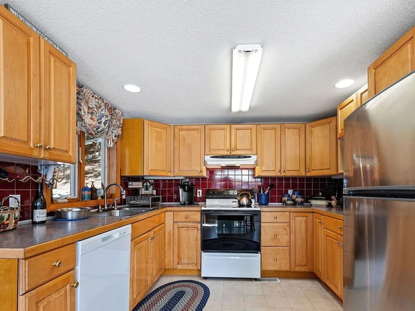 32 Highland Avenue, Newbury, NH
