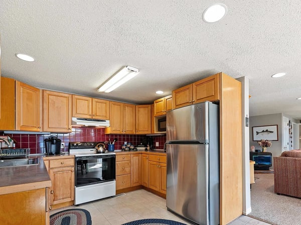 32 Highland Avenue, Newbury, NH