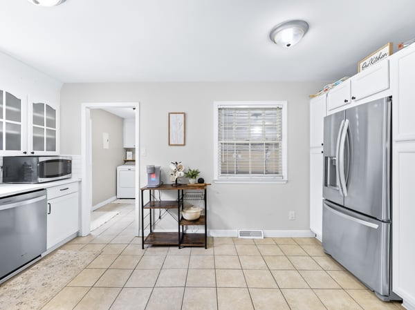 815 Lakeside Circle, Lancaster, SC