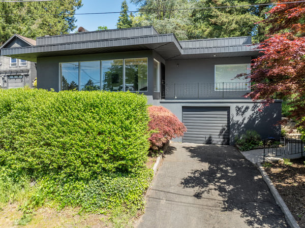 9532 SW Boones Ferry Rd, Portland, OR