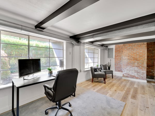 9532 SW Boones Ferry Rd, Portland, OR