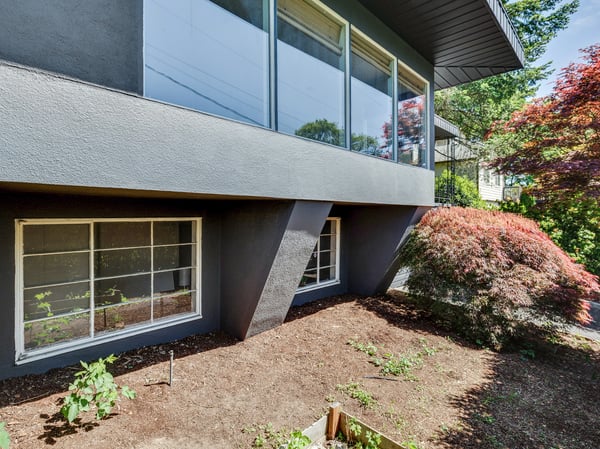 9532 SW Boones Ferry Rd, Portland, OR
