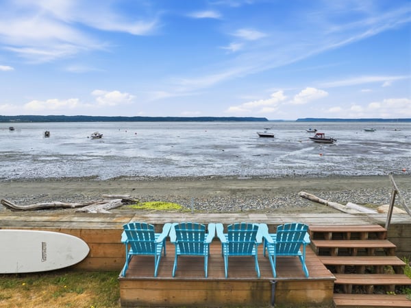 868 Juniper Pointe Lane, Camano Island, WA