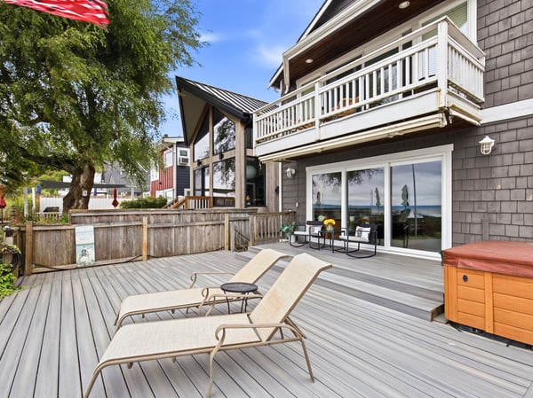 868 Juniper Pointe Lane, Camano Island, WA