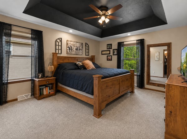 220 Silver Fox Drive N, Kewaskum, WI