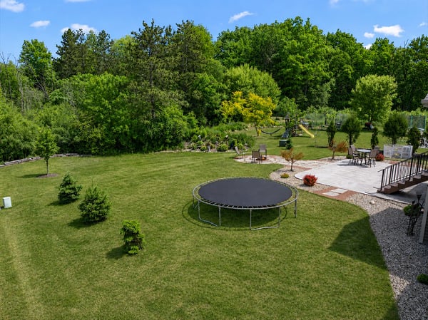 220 Silver Fox Drive N, Kewaskum, WI