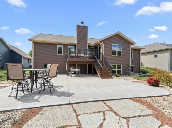220 Silver Fox Drive N, Kewaskum, WI