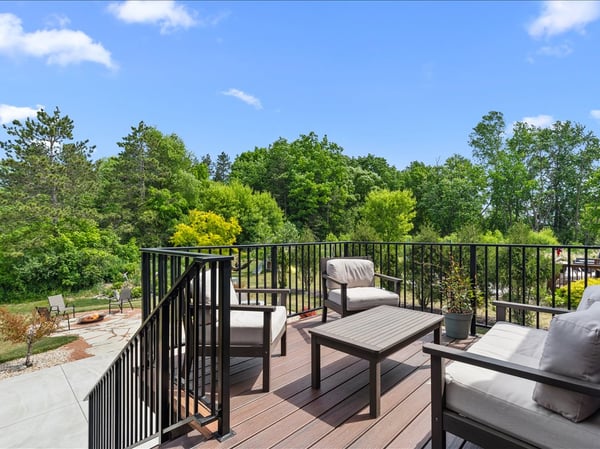 220 Silver Fox Drive N, Kewaskum, WI
