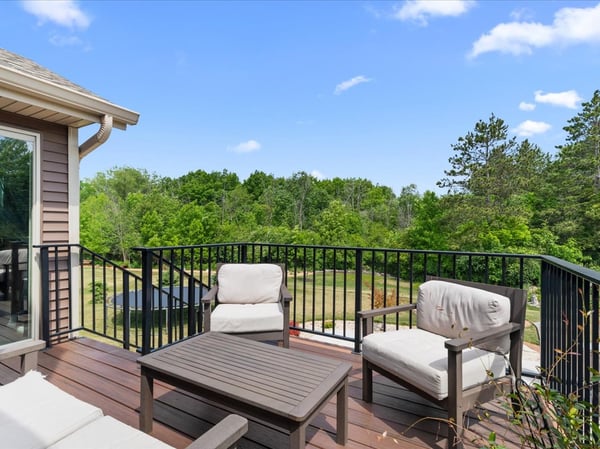 220 Silver Fox Drive N, Kewaskum, WI