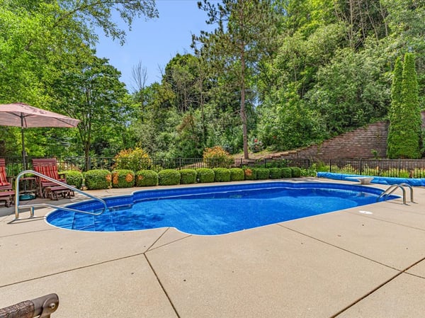 4451 Hartstone Drive, Polk, WI