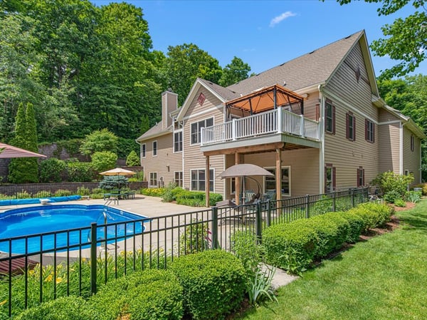 4451 Hartstone Drive, Polk, WI