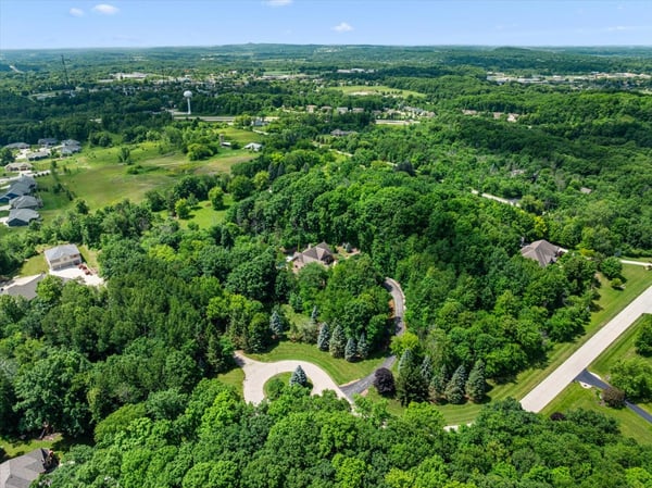 4451 Hartstone Drive, Polk, WI