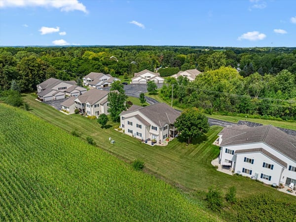 961 Spring Ct, West Bend, WI